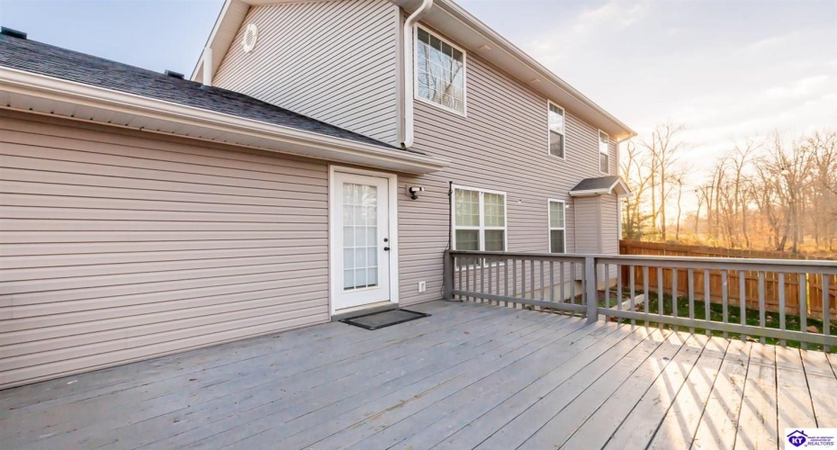 Black Ravens Court, Elizabethtown, Kentucky 42701, ,4 BathroomsBathrooms,For Sale,Black Ravens Court,HK24004630