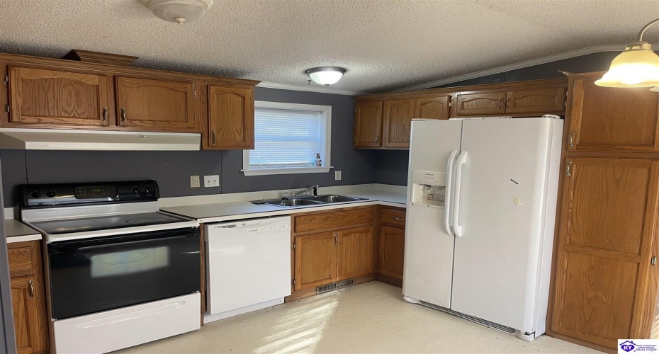 Wonderland Road, Upton, Kentucky 42784, ,2 BathroomsBathrooms,For Sale,Wonderland Road,HK24004631