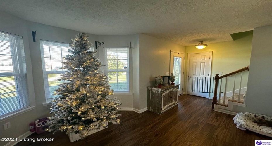 Rolling Ridge Court, Brandenburg, Kentucky 40108, ,4 BathroomsBathrooms,For Sale,Rolling Ridge Court,HK24004634