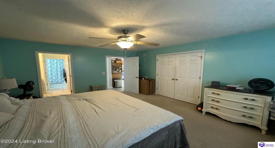 Rolling Ridge Court, Brandenburg, Kentucky 40108, ,4 BathroomsBathrooms,For Sale,Rolling Ridge Court,HK24004634