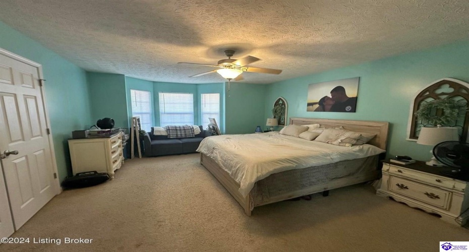 Rolling Ridge Court, Brandenburg, Kentucky 40108, ,4 BathroomsBathrooms,For Sale,Rolling Ridge Court,HK24004634