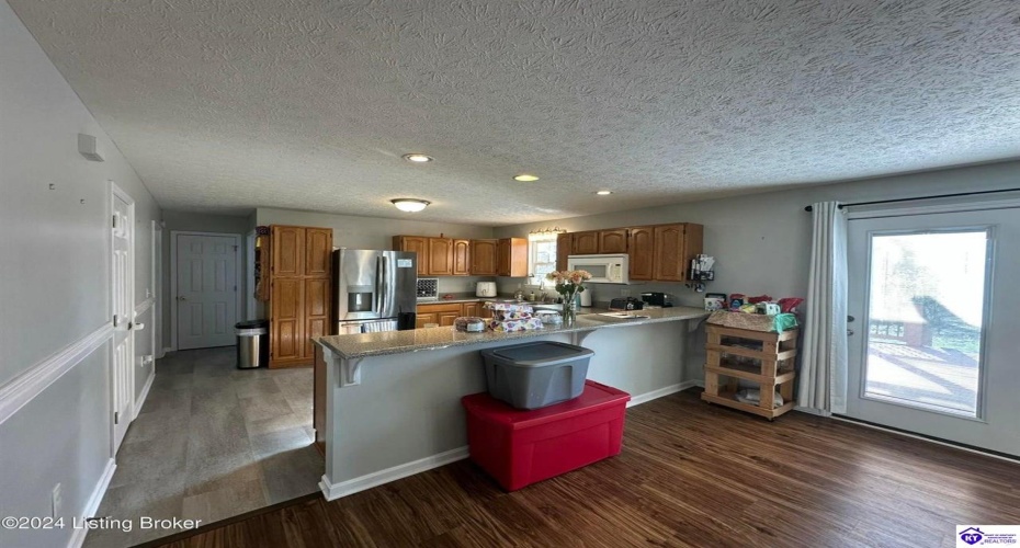 Rolling Ridge Court, Brandenburg, Kentucky 40108, ,4 BathroomsBathrooms,For Sale,Rolling Ridge Court,HK24004634