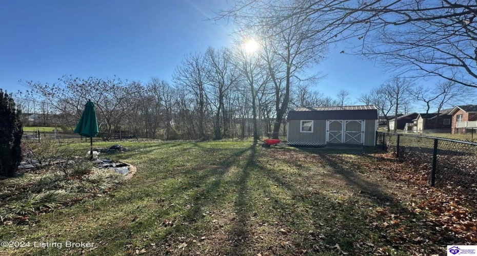 Rolling Ridge Court, Brandenburg, Kentucky 40108, ,4 BathroomsBathrooms,For Sale,Rolling Ridge Court,HK24004634