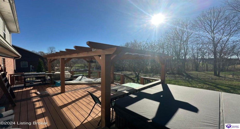 Rolling Ridge Court, Brandenburg, Kentucky 40108, ,4 BathroomsBathrooms,For Sale,Rolling Ridge Court,HK24004634