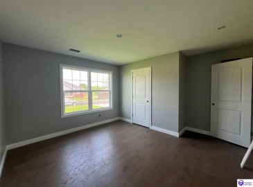 Rolling Meadows Lane, Bardstown, Kentucky 40004, ,2 BathroomsBathrooms,For Sale,Rolling Meadows Lane,HK23002590