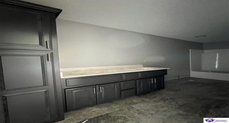 Rolling Meadows Lane, Bardstown, Kentucky 40004, ,2 BathroomsBathrooms,For Sale,Rolling Meadows Lane,HK23002590