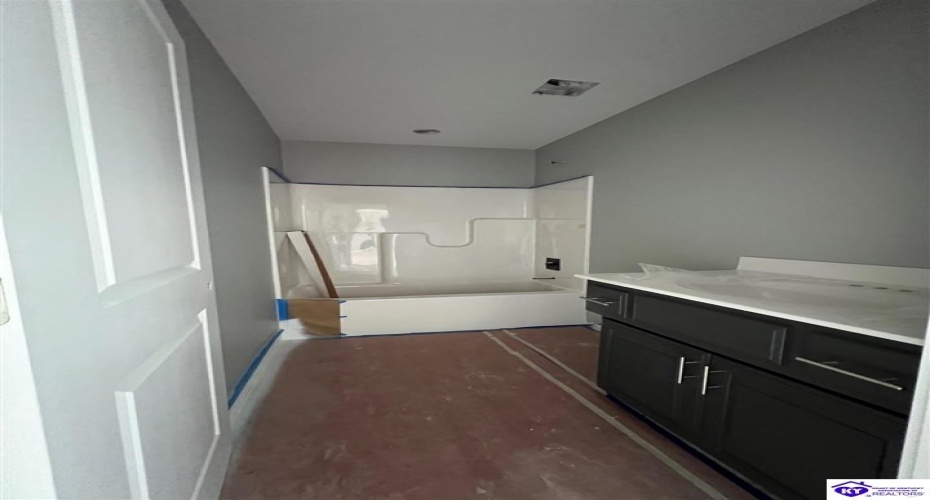 Rolling Meadows Lane, Bardstown, Kentucky 40004, ,2 BathroomsBathrooms,For Sale,Rolling Meadows Lane,HK23002593