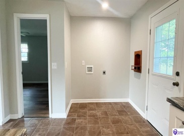 Ford Street, Campbellsville, Kentucky 42718, ,2 BathroomsBathrooms,For Sale,Ford Street,HK23002885