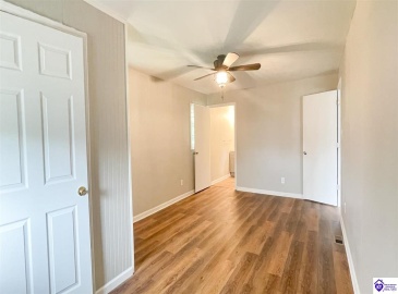 Ford Street, Campbellsville, Kentucky 42718, ,2 BathroomsBathrooms,For Sale,Ford Street,HK23002885