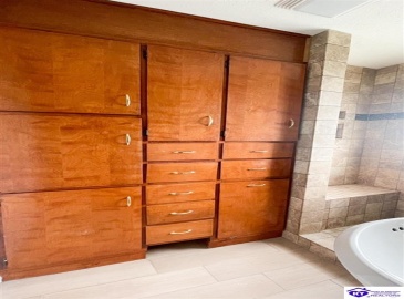 Ford Street, Campbellsville, Kentucky 42718, ,2 BathroomsBathrooms,For Sale,Ford Street,HK23002885