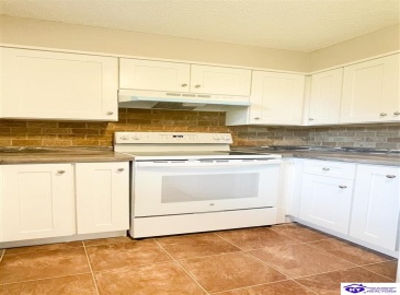 Ford Street, Campbellsville, Kentucky 42718, ,2 BathroomsBathrooms,For Sale,Ford Street,HK23002885