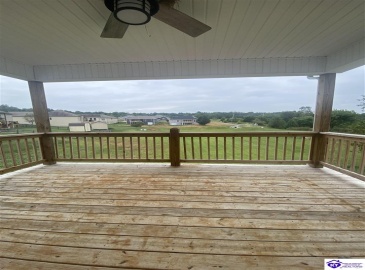 Lowball Lane, Vine Grove, Kentucky 40175, ,2 BathroomsBathrooms,For Sale,Lowball Lane,HK23003028