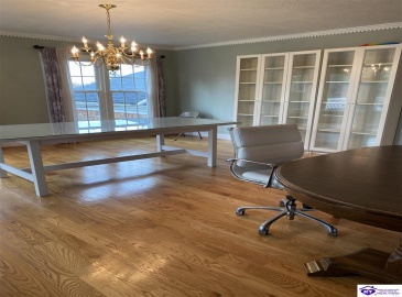 Rue La Grande, Elizabethtown, Kentucky 42701, ,5 BathroomsBathrooms,For Sale,Rue La Grande,HK23000779