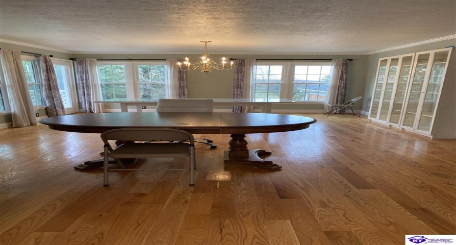 Rue La Grande, Elizabethtown, Kentucky 42701, ,5 BathroomsBathrooms,For Sale,Rue La Grande,HK23000779