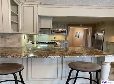 Rue La Grande, Elizabethtown, Kentucky 42701, ,5 BathroomsBathrooms,For Sale,Rue La Grande,HK23000779