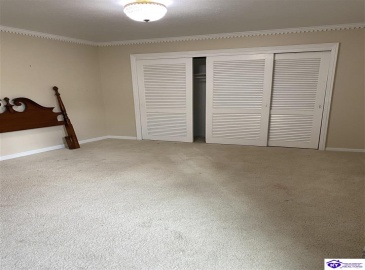 Rue La Grande, Elizabethtown, Kentucky 42701, ,5 BathroomsBathrooms,For Sale,Rue La Grande,HK23000779