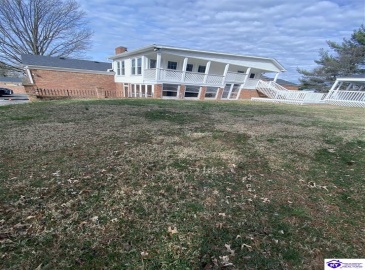 Rue La Grande, Elizabethtown, Kentucky 42701, ,5 BathroomsBathrooms,For Sale,Rue La Grande,HK23000779