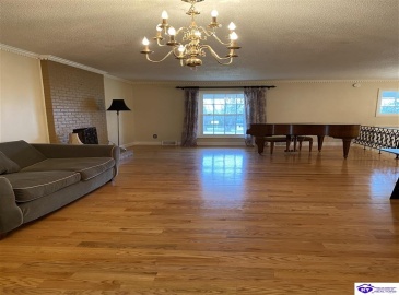 Rue La Grande, Elizabethtown, Kentucky 42701, ,5 BathroomsBathrooms,For Sale,Rue La Grande,HK23000779