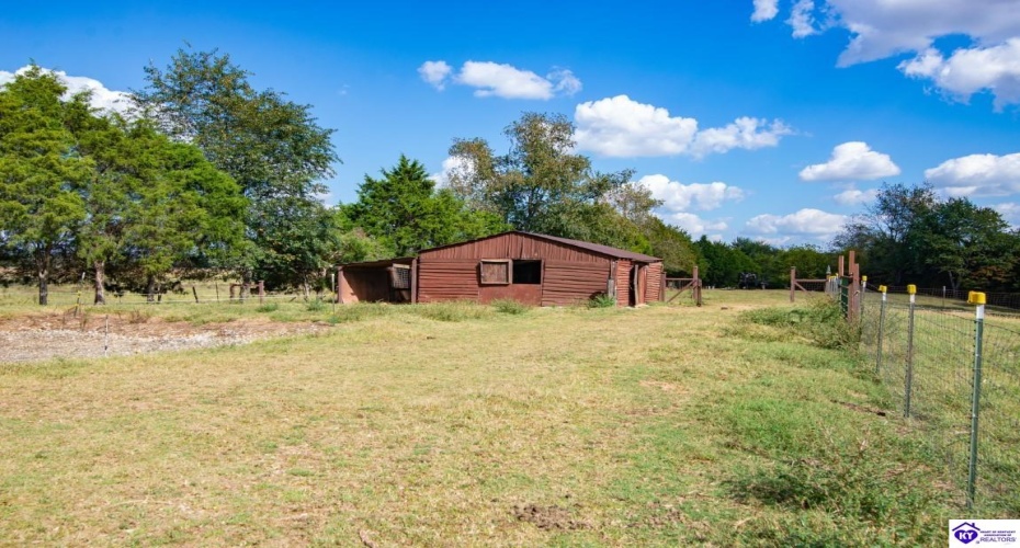 Sonora Hardin Springs Road, Eastview, Kentucky 42732, ,2 BathroomsBathrooms,For Sale,Sonora Hardin Springs Road,HK24000324