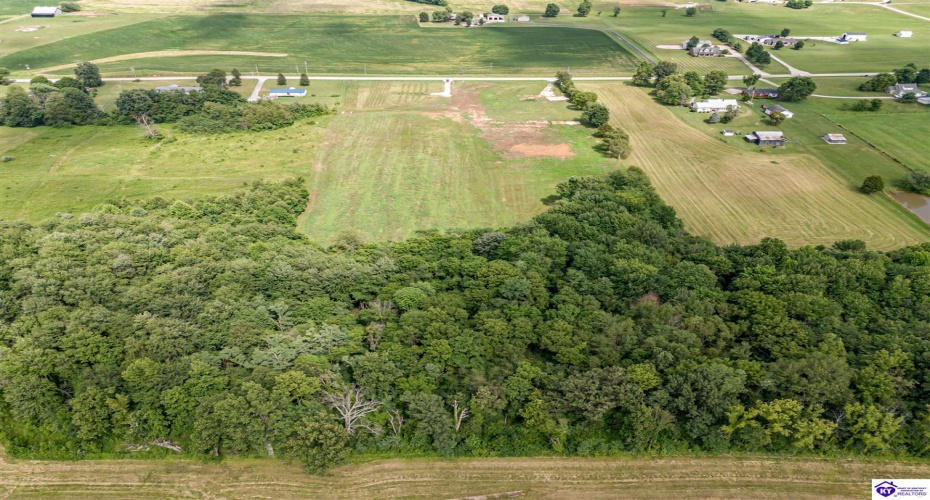 Dixie Highway, Sonora, Kentucky 42776, ,For Sale,Dixie Highway,HK24000511