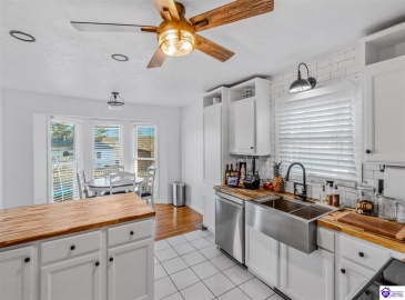 Pinnacle Drive, Brandenburg, Kentucky 40108, ,3 BathroomsBathrooms,For Sale,Pinnacle Drive,HK24000386