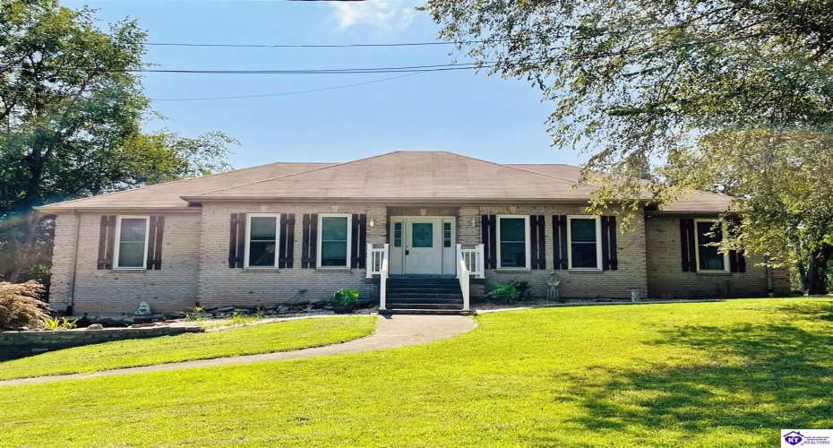 Pinnacle Drive, Brandenburg, Kentucky 40108, ,3 BathroomsBathrooms,For Sale,Pinnacle Drive,HK24000386