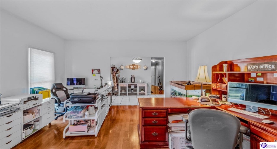 Pinnacle Drive, Brandenburg, Kentucky 40108, ,3 BathroomsBathrooms,For Sale,Pinnacle Drive,HK24000386