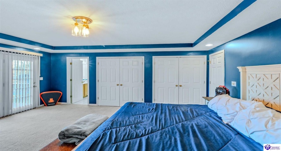 Pinnacle Drive, Brandenburg, Kentucky 40108, ,3 BathroomsBathrooms,For Sale,Pinnacle Drive,HK24000386