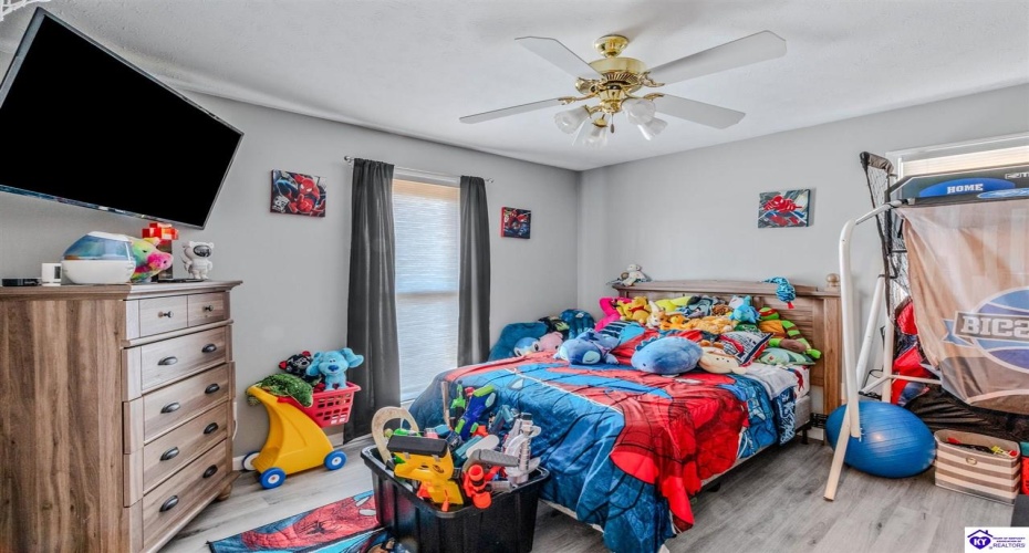 Pinnacle Drive, Brandenburg, Kentucky 40108, ,3 BathroomsBathrooms,For Sale,Pinnacle Drive,HK24000386