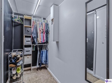 Pinnacle Drive, Brandenburg, Kentucky 40108, ,3 BathroomsBathrooms,For Sale,Pinnacle Drive,HK24000386