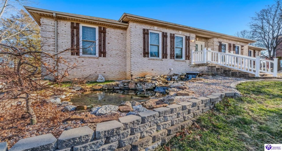 Pinnacle Drive, Brandenburg, Kentucky 40108, ,3 BathroomsBathrooms,For Sale,Pinnacle Drive,HK24000386