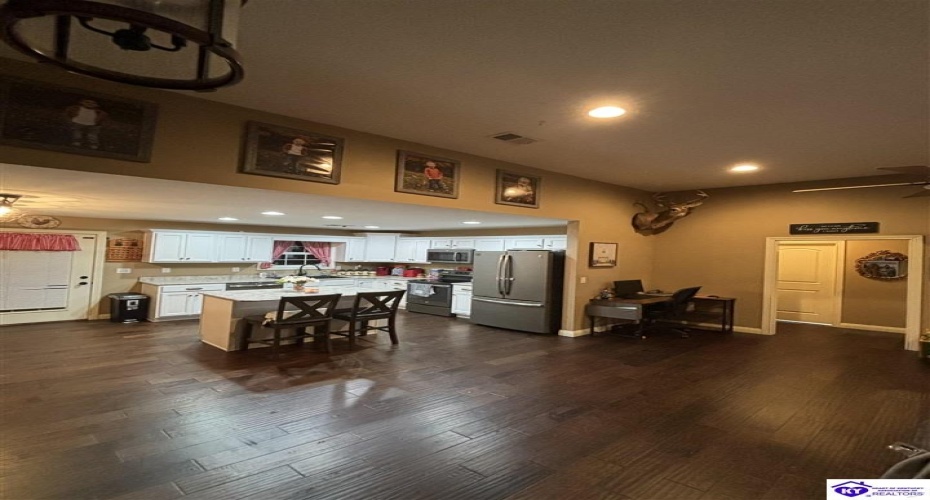 Chattanooga Drive, Coxs Creek, Kentucky 40013, ,2 BathroomsBathrooms,For Sale,Chattanooga Drive,HK24000390