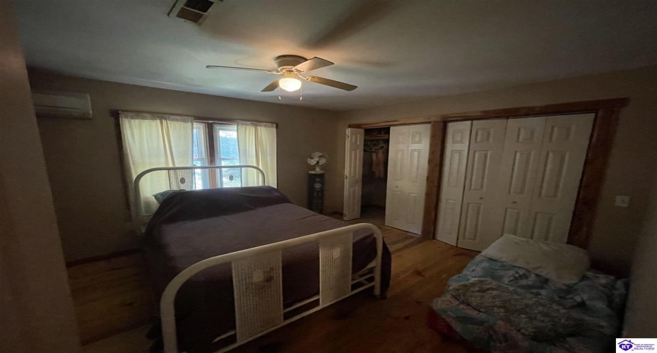 Fernwood Lane, Leitchfield, Kentucky 42754, ,1 BathroomBathrooms,For Sale,Fernwood Lane,HK24000391