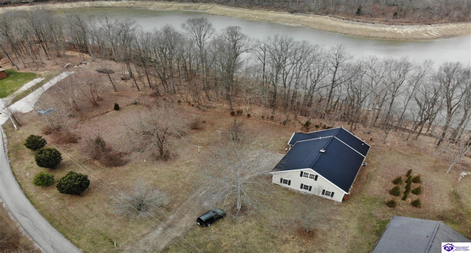 Clark Barr Lane, McDaniels, Kentucky 40152, ,2 BathroomsBathrooms,For Sale,Clark Barr Lane,HK24000702