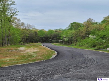 Secluded Circle, Radcliff, Kentucky 40160, ,For Sale,Secluded Circle,HK10060450